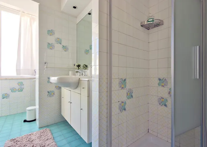 Homeby - Belsito Terrace Apartment