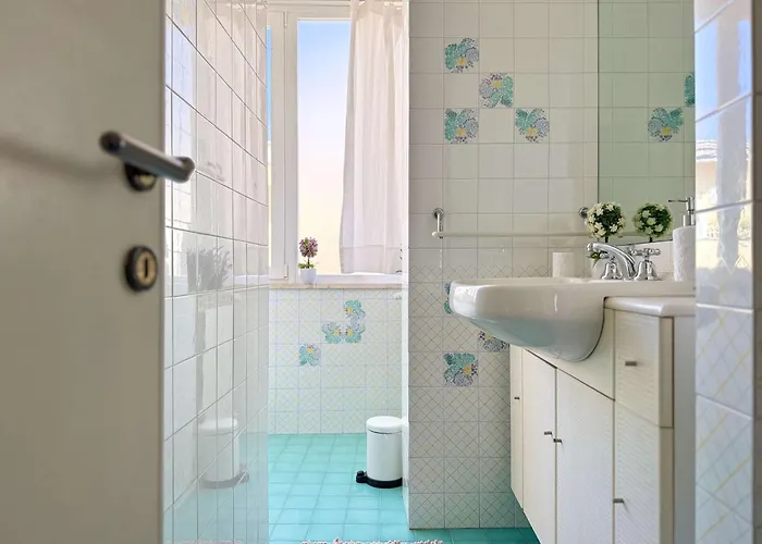 Homeby - Belsito Terrace Apartment